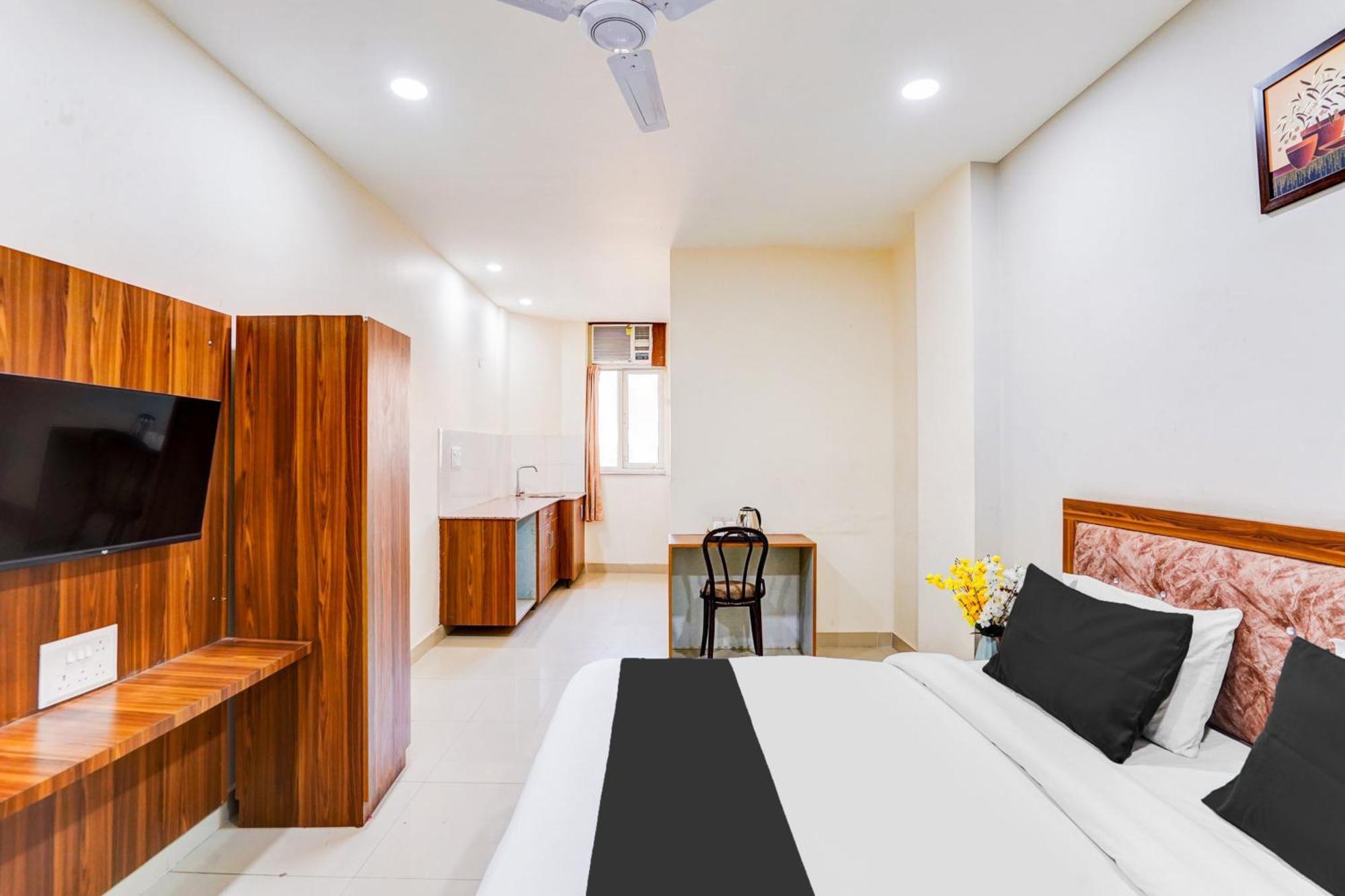 Hotel Super Collection O Sector 104 Noida Exterior foto